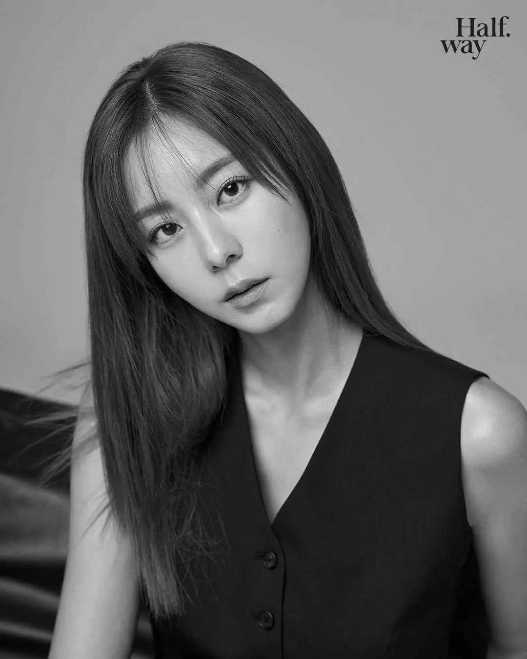 Uee - uee-sexy-21.webp